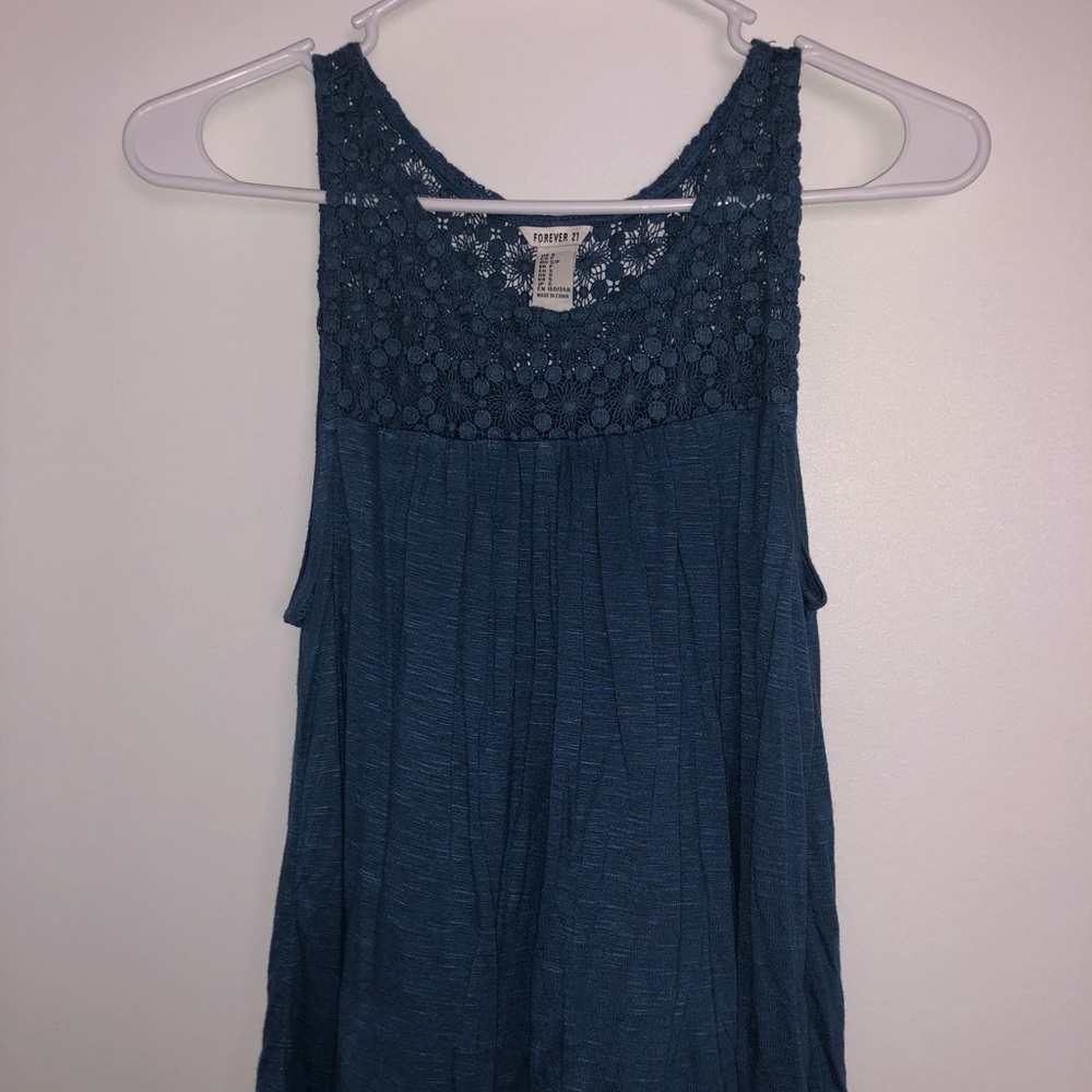 blue crop top